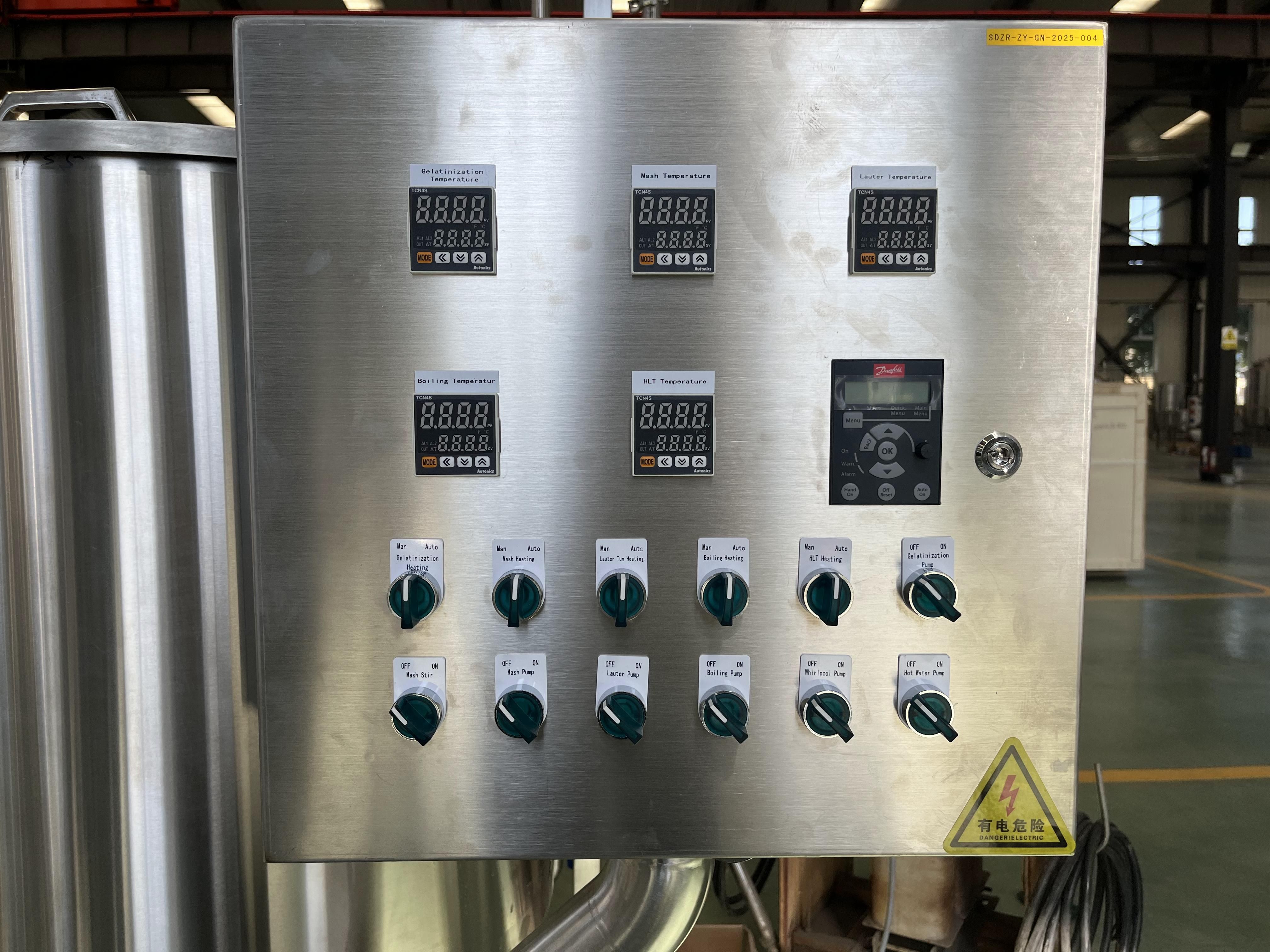 Wall-mounted PID Control System Wall-mounted PID Control System