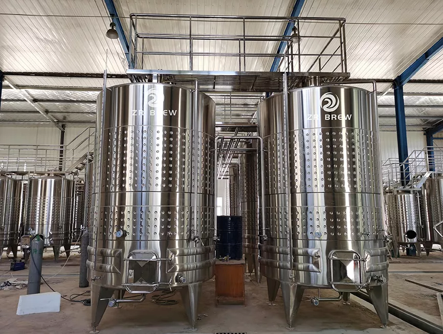 2000L wine fermenter