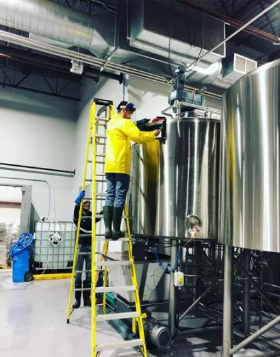 15bbL Micro brewery in Canada