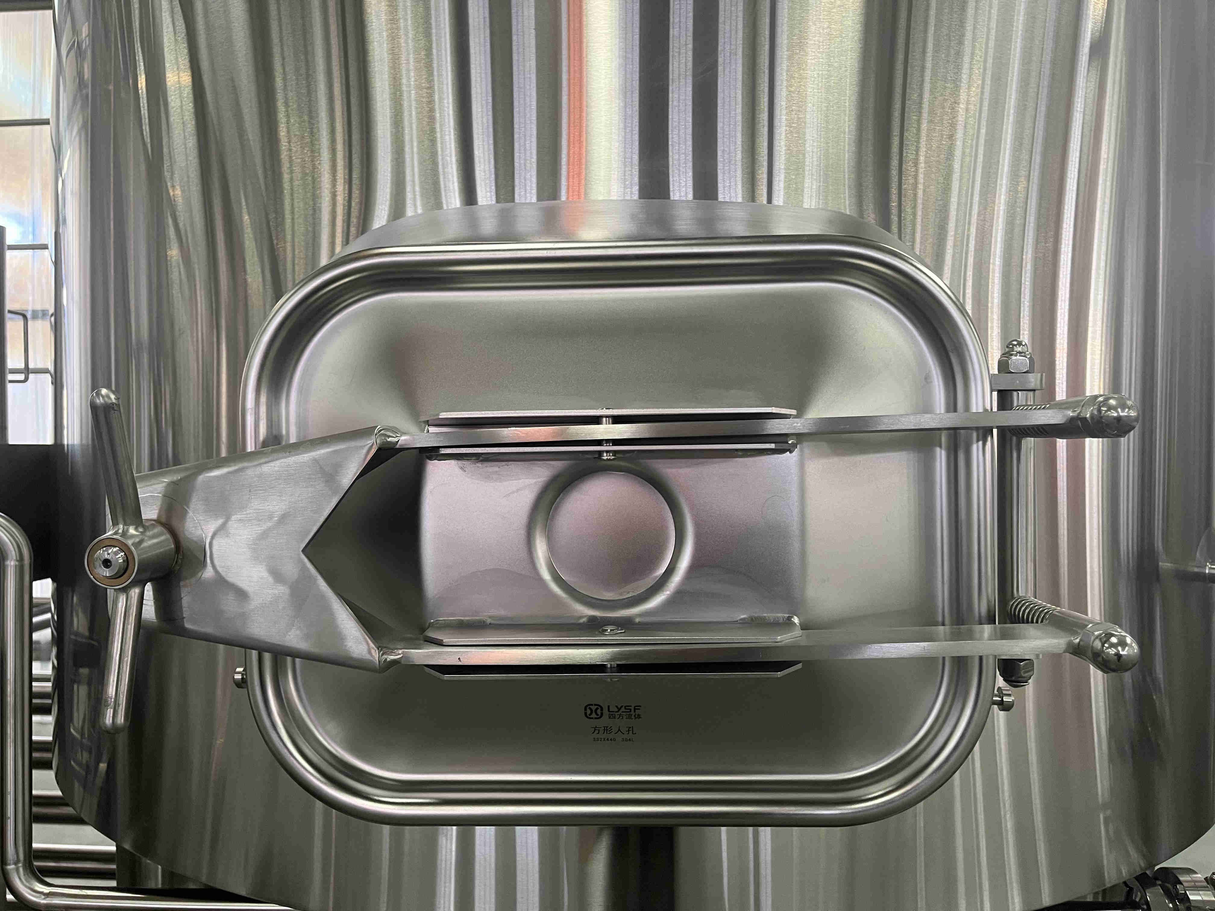 12HL brewery equipment