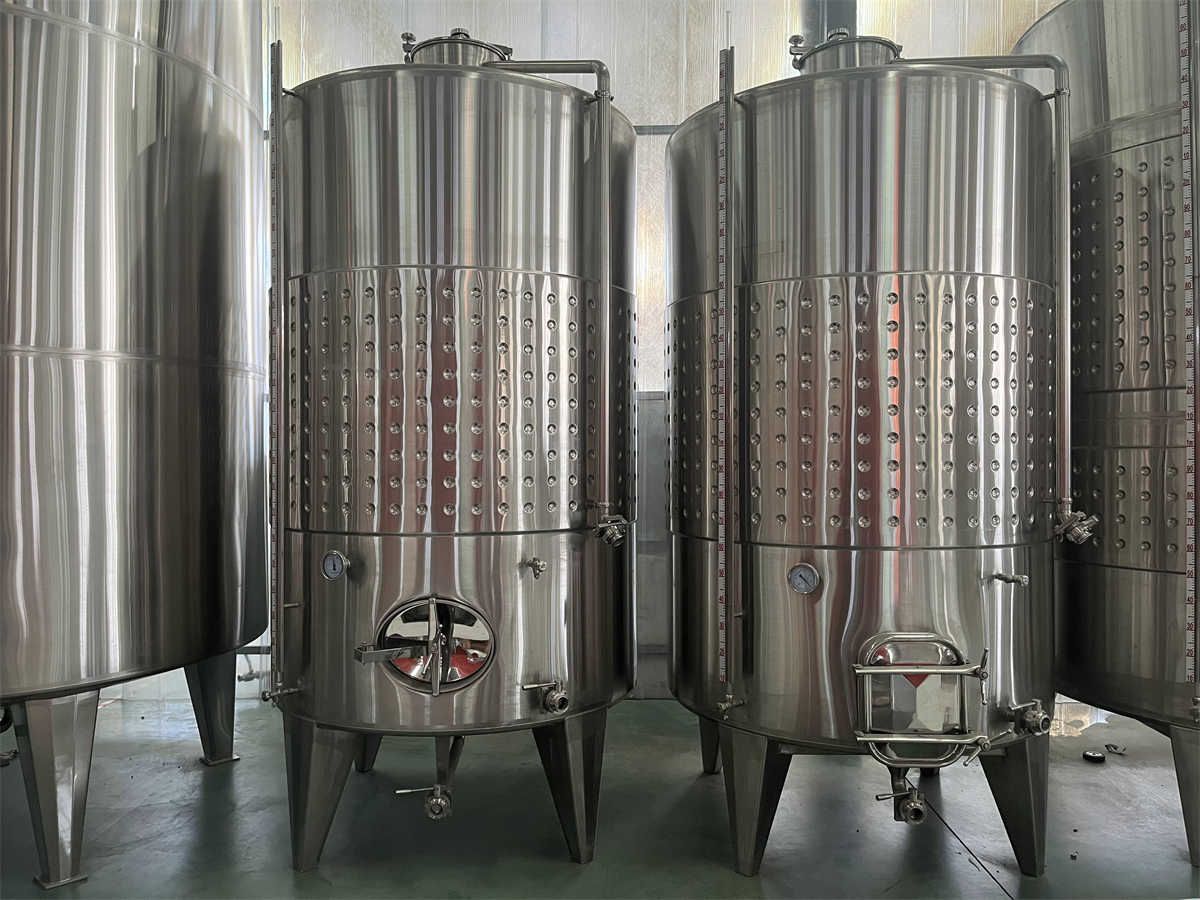 2000L Wine Fermenter