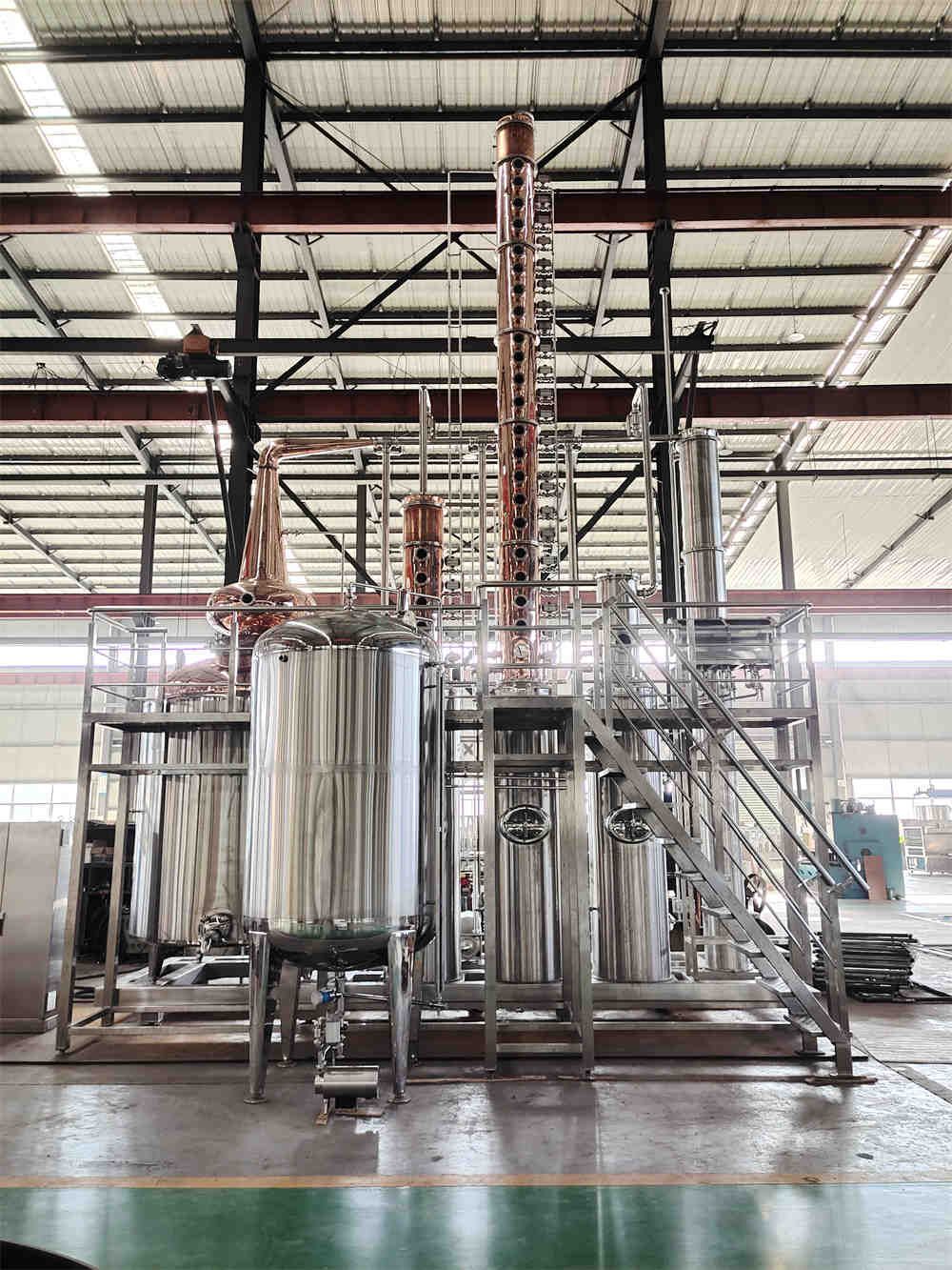 5000L fully automatic vodka distiller