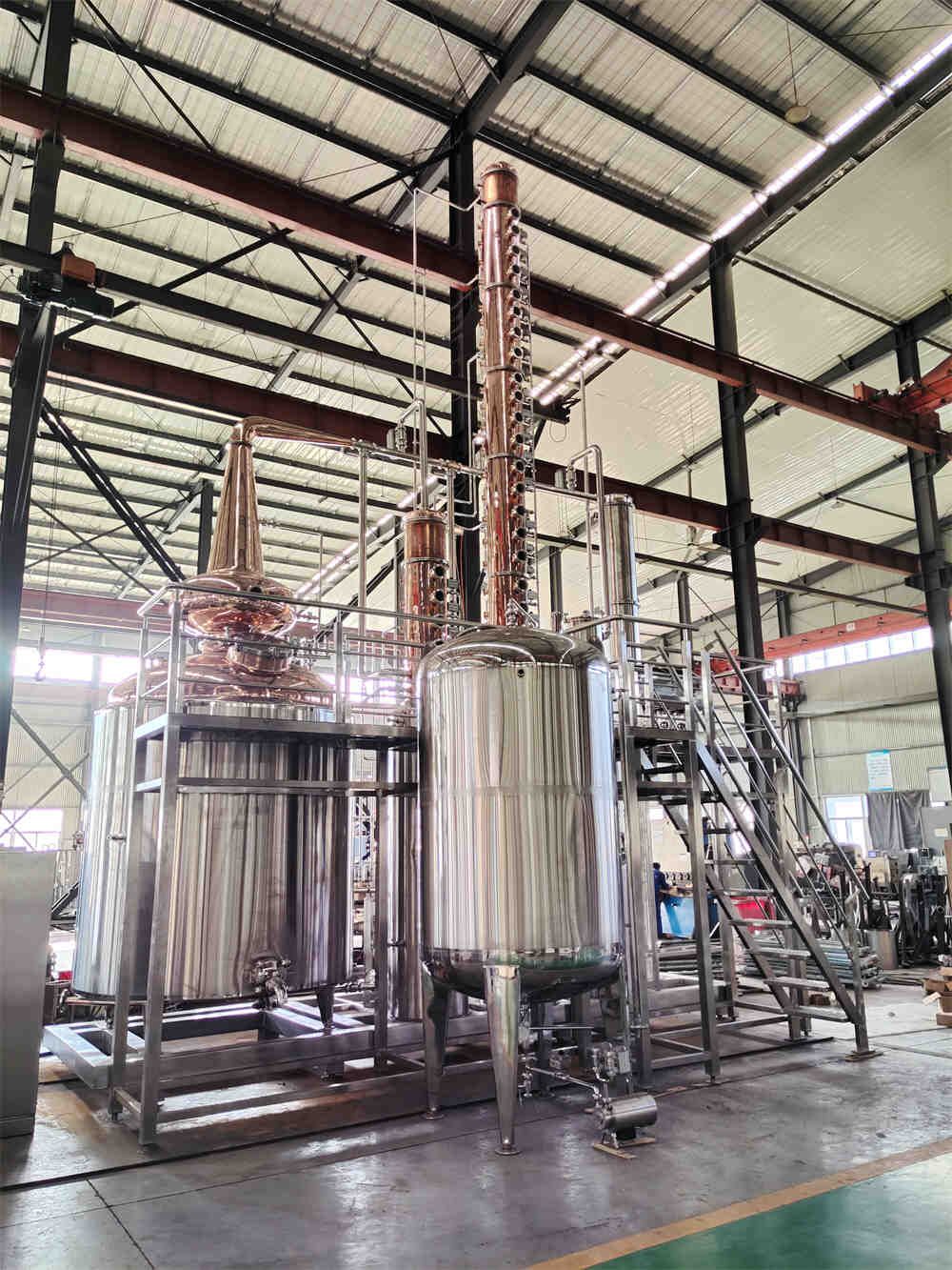 5000L fully automatic vodka distiller