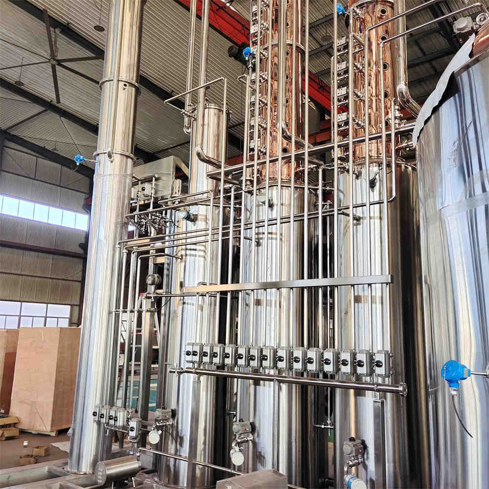 5000L fully automatic vodka distiller