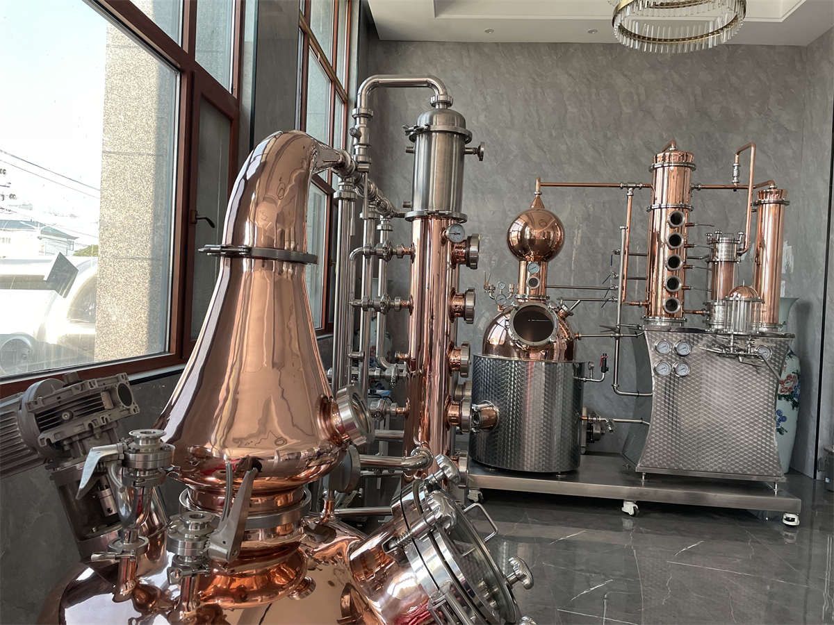 150L Multifunctional Distiller