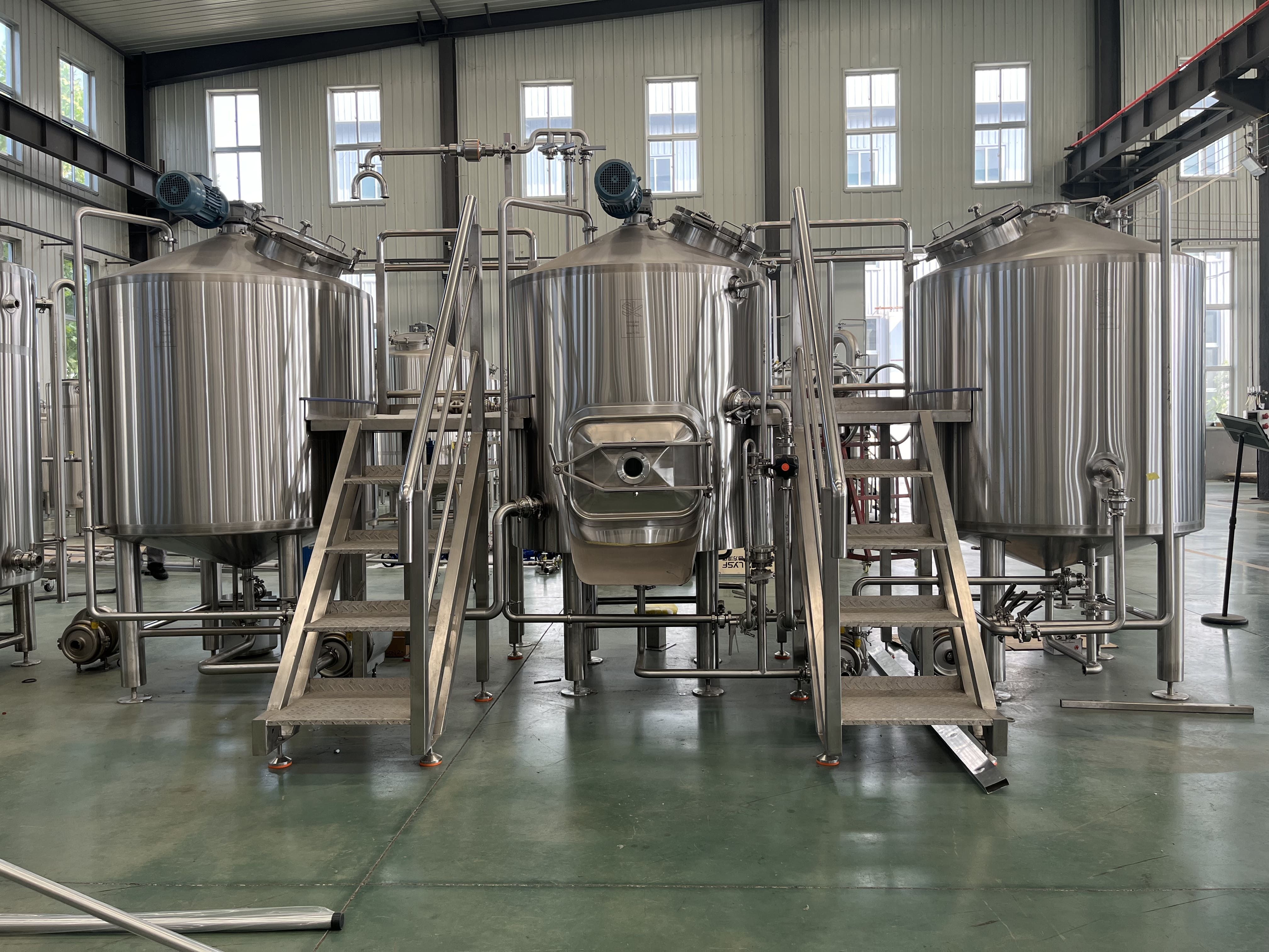 1000L 3 vessel Commercial Brewery