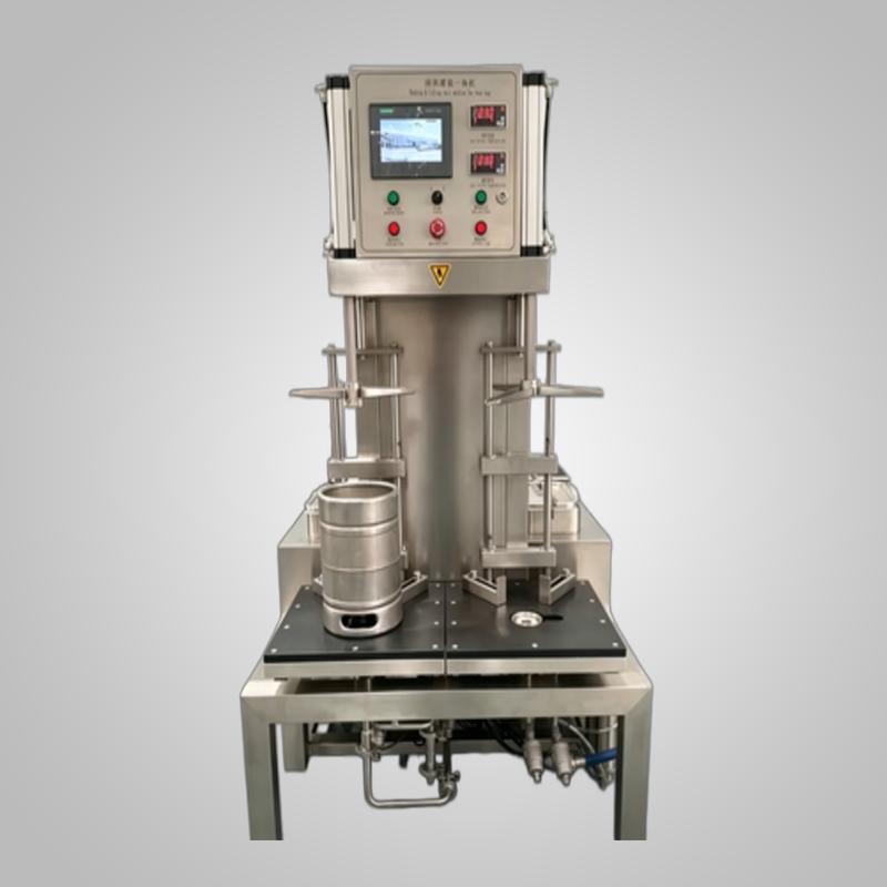 Double-head beer keg filling and cleaning machine
