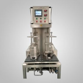 Double-head beer keg filling and cleaning machine