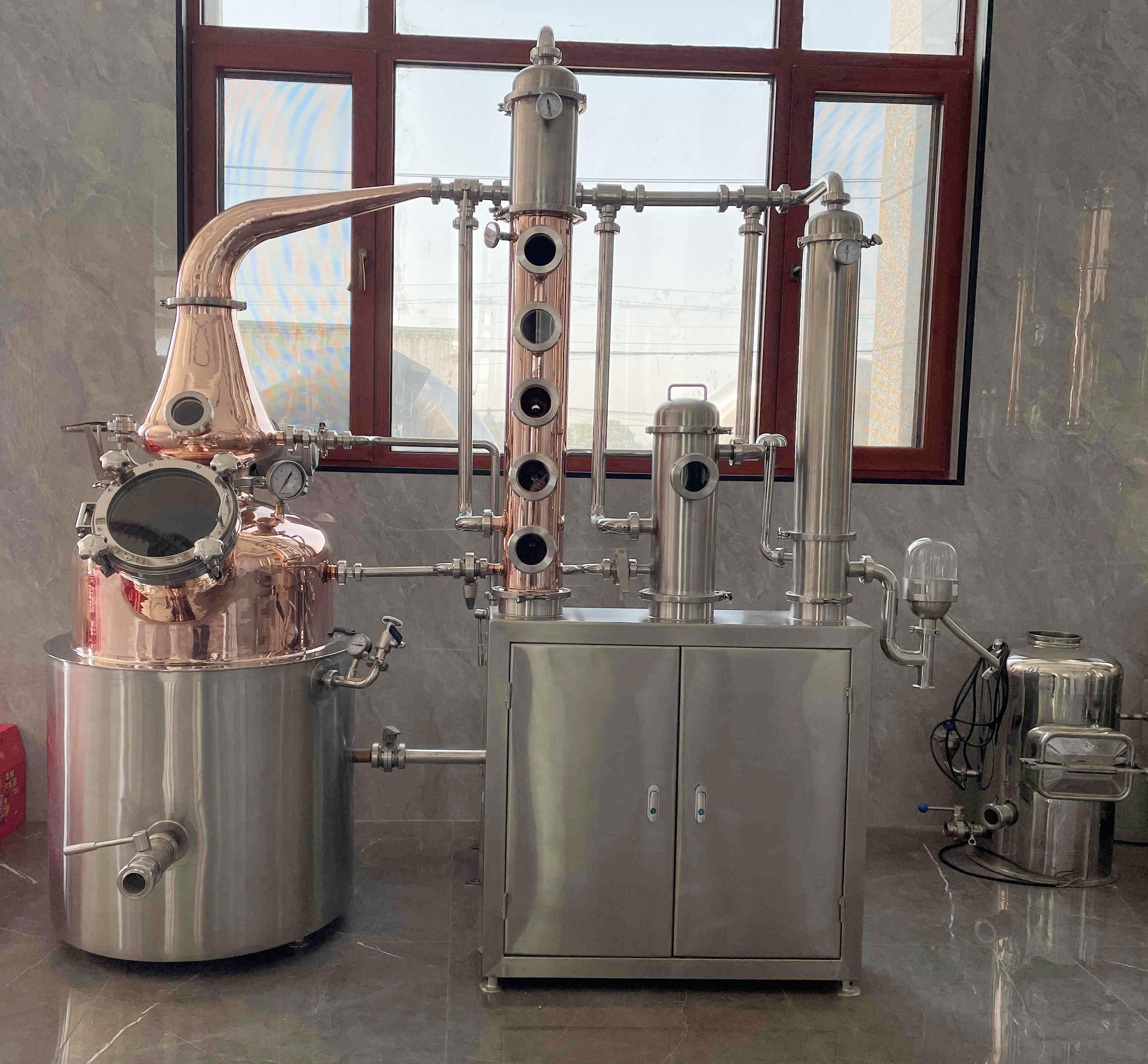 200L Multi‑Functional Distiller 200L Multi‑Functional Distiller