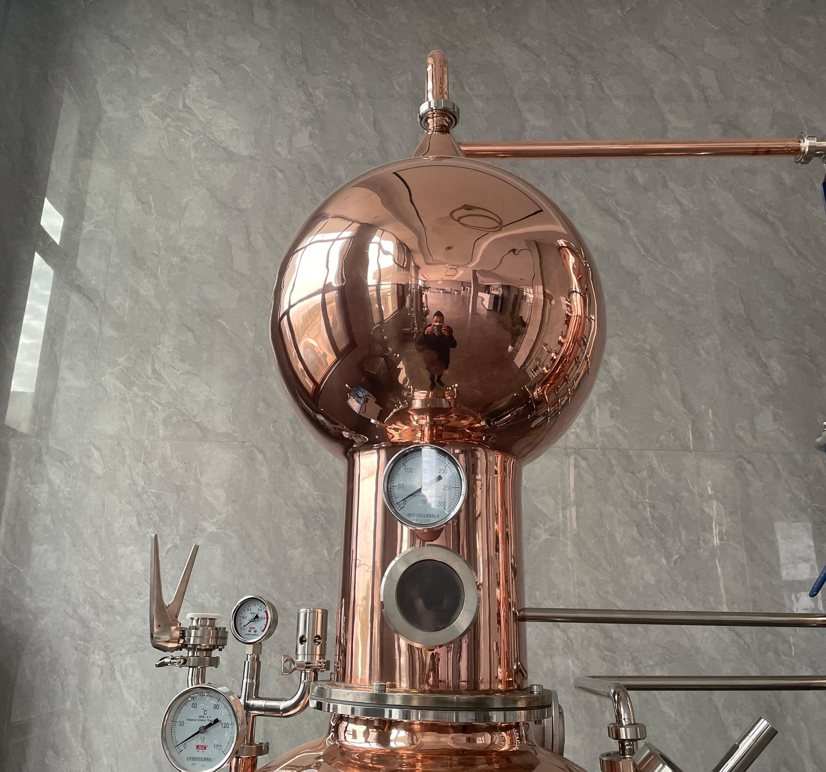 300L Multi-functional Distiller 300L Multi-functional Distiller
