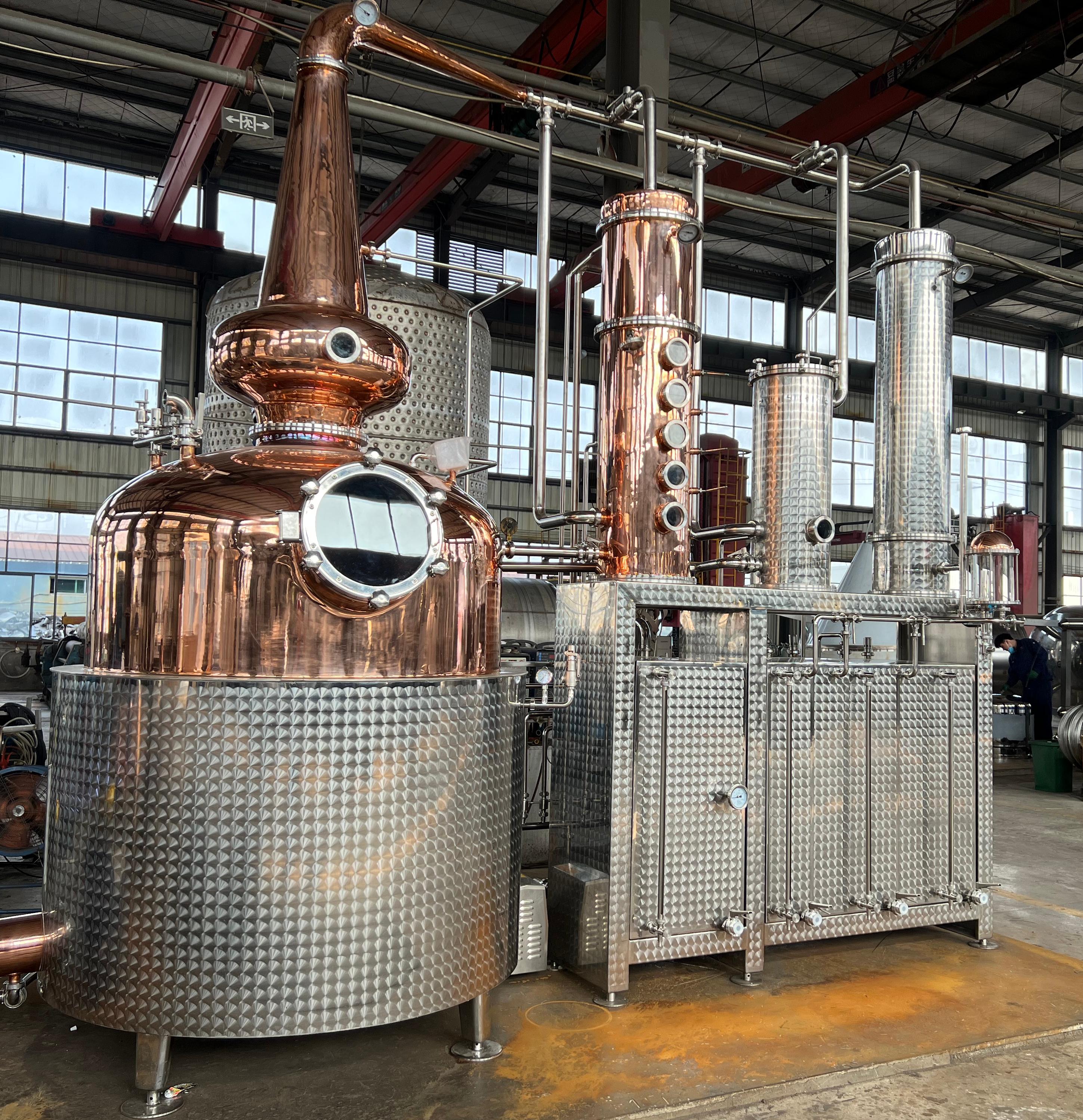 2000L Multi-functional Distiller 2000L Multi-functional Distiller