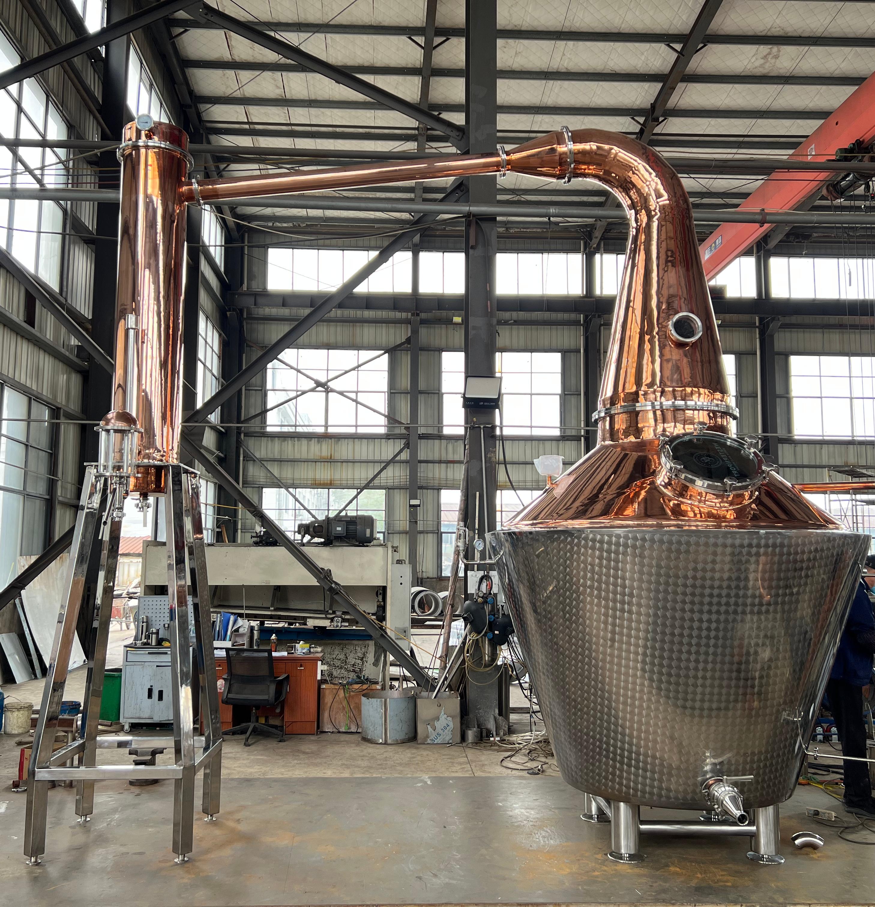 3200L Pot Still Whiskey Distiller 3200L Pot Still Whiskey Distiller