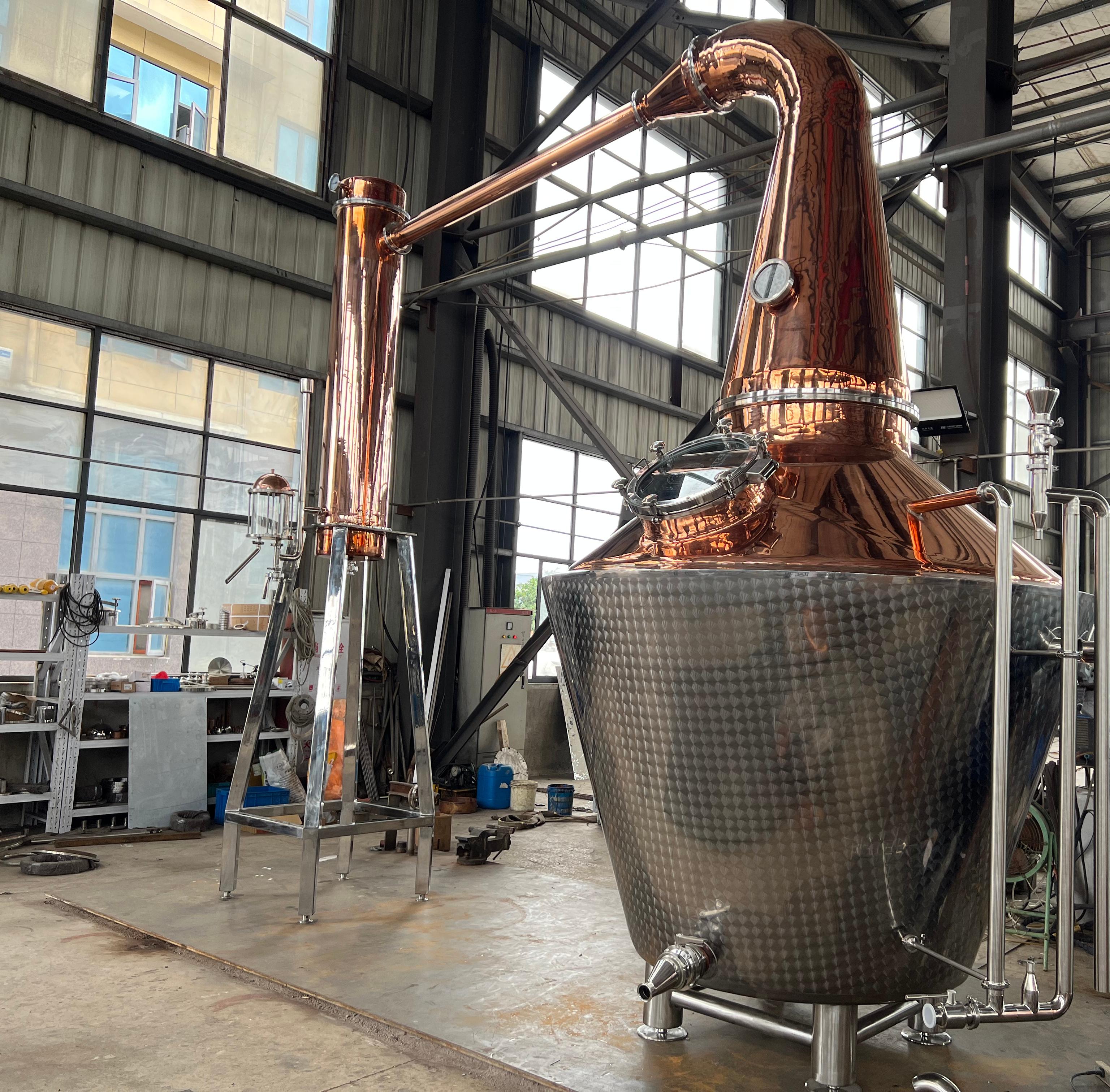 3200L Pot Still Whiskey Distiller 3200L Pot Still Whiskey Distiller