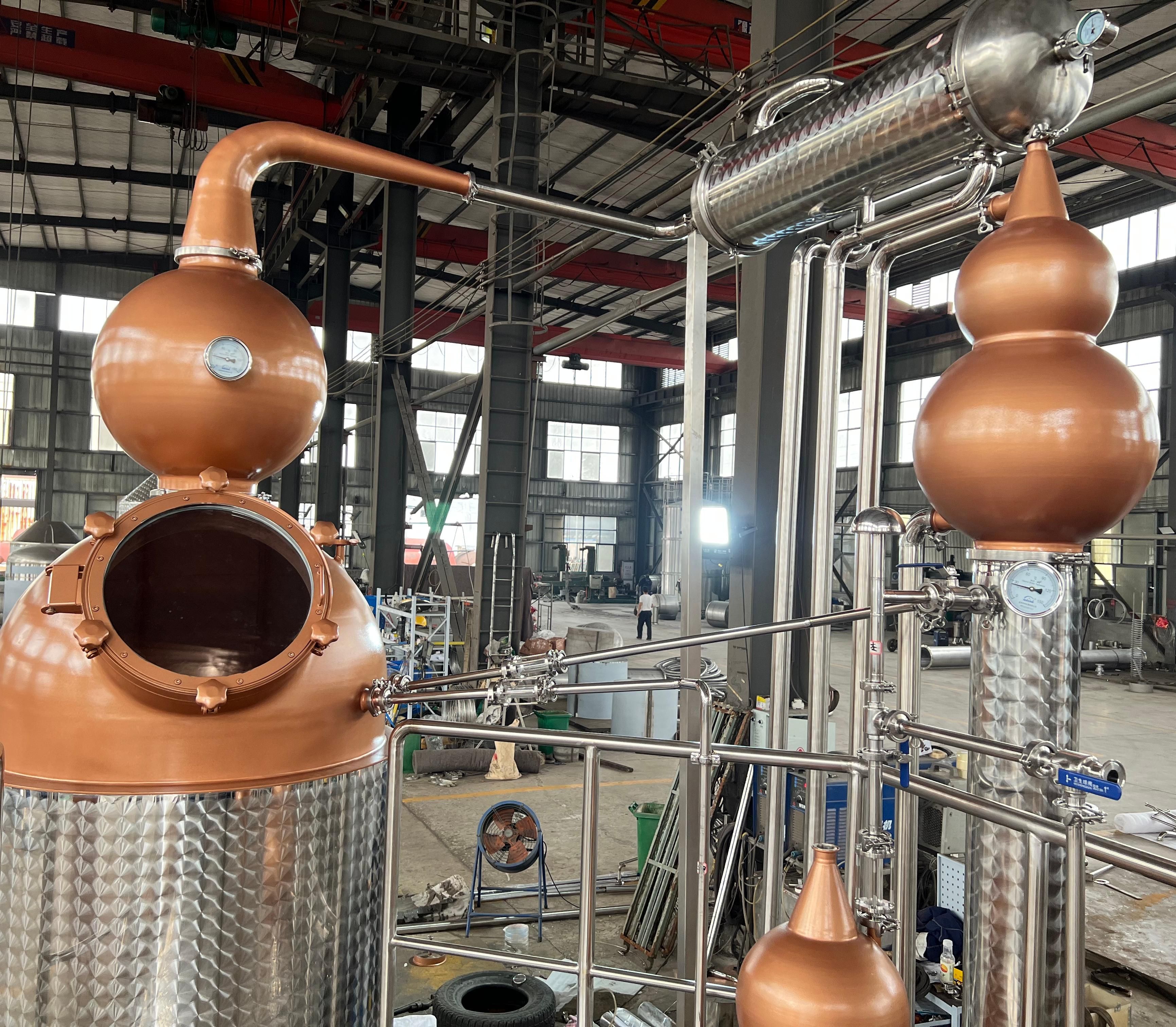 2000L Copper Essential Oil & Hydrosol Distiller 2000L Copper Essential Oil & Hydrosol Distiller